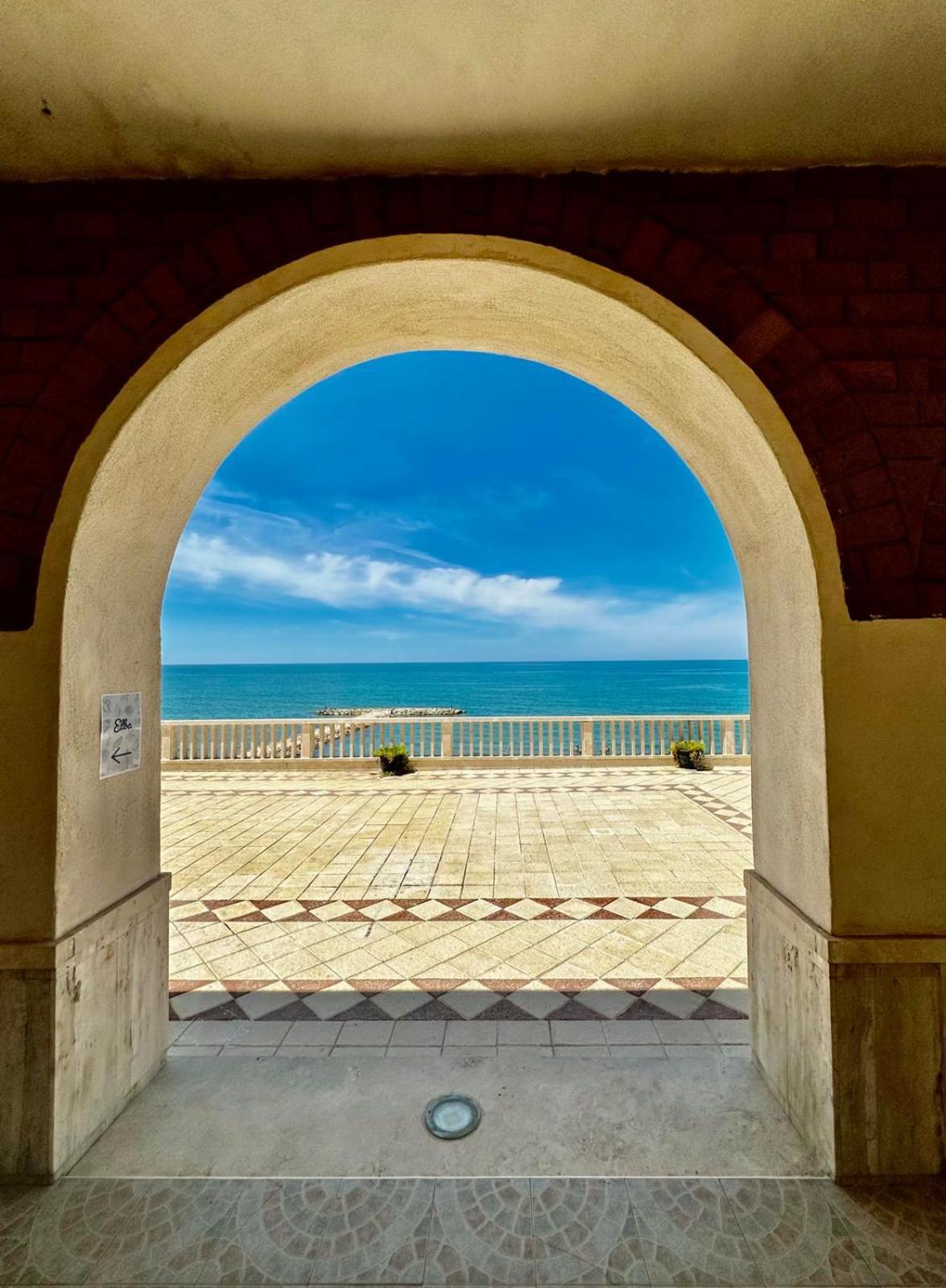 Il Paradiso Sul Mare Anzio Luaran gambar
