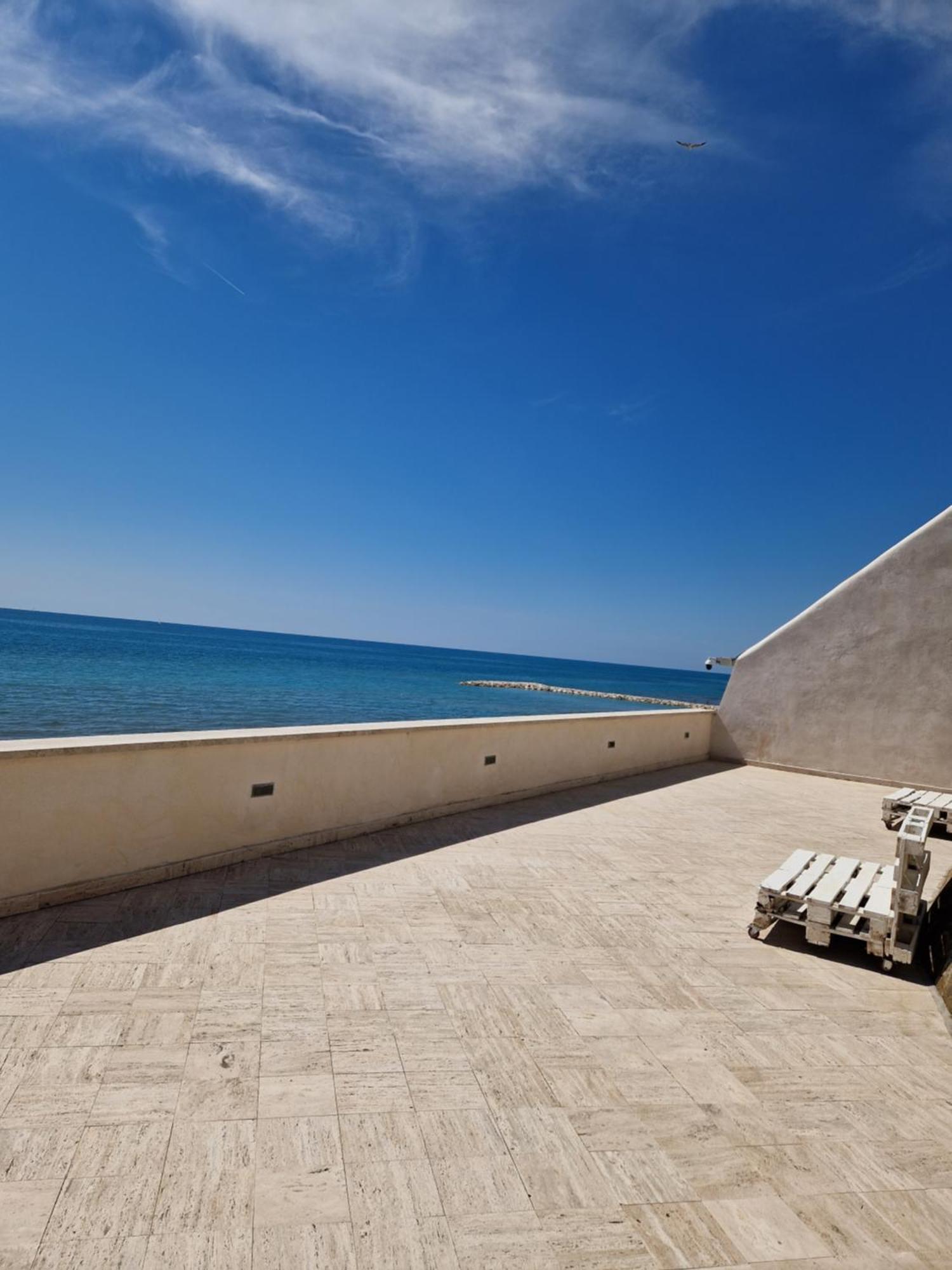 Il Paradiso Sul Mare Anzio Luaran gambar