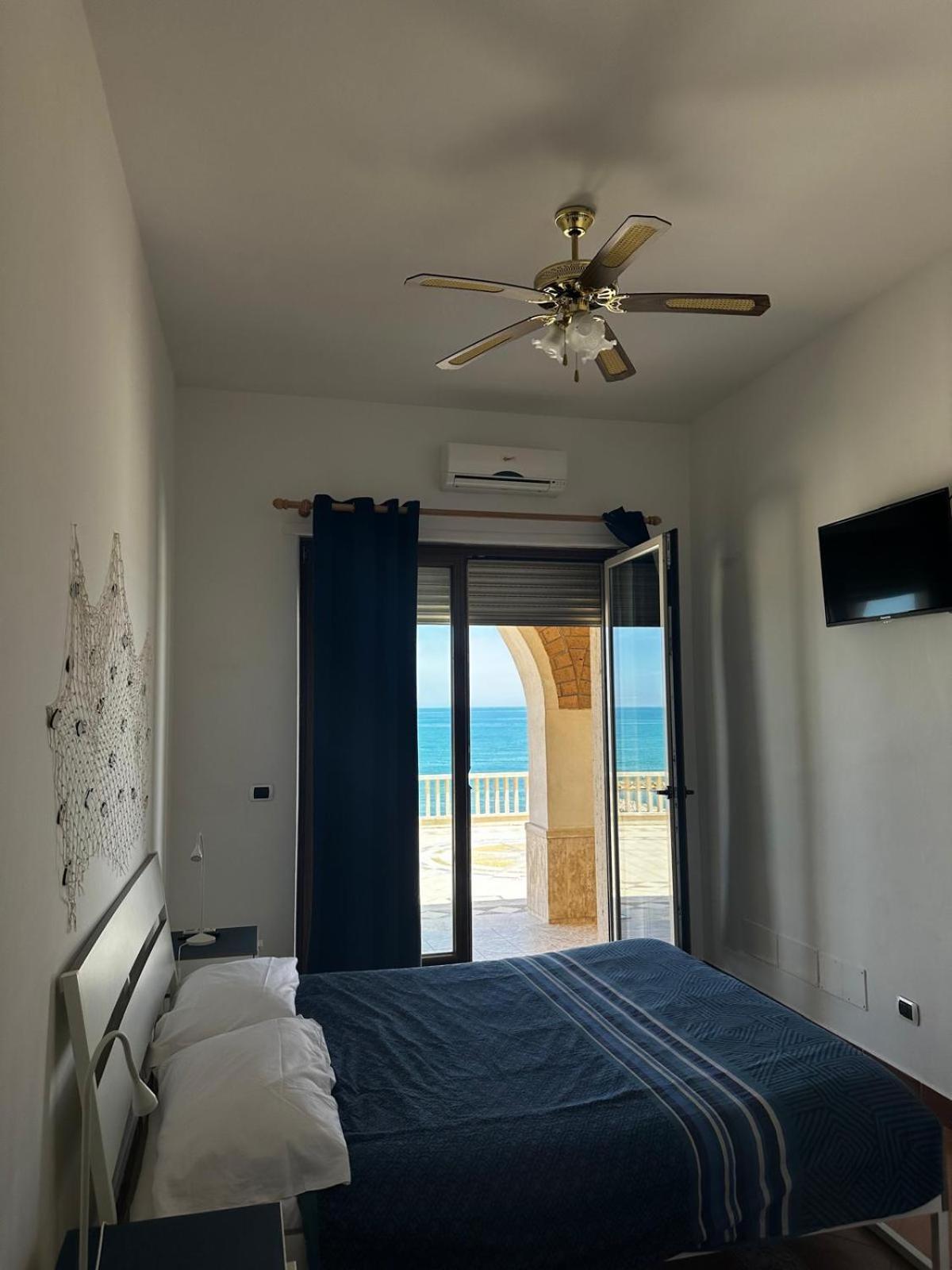 Il Paradiso Sul Mare Anzio Luaran gambar