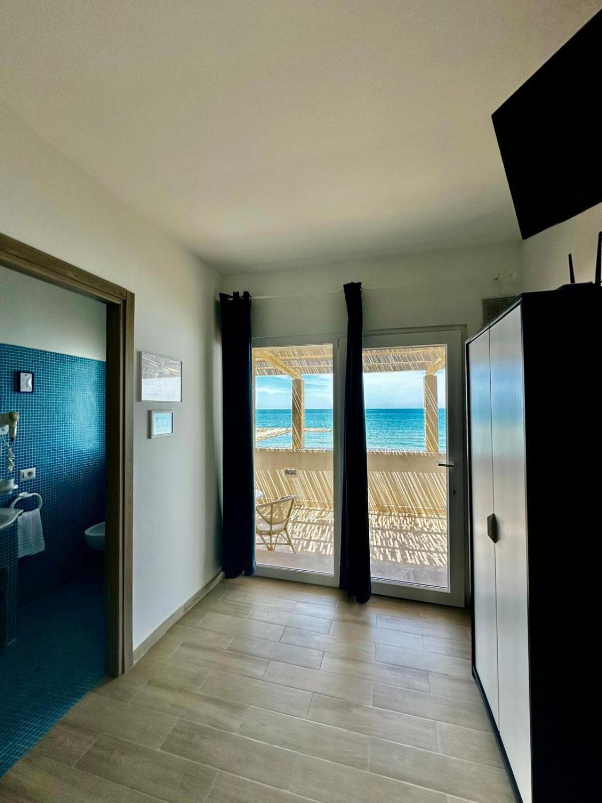 Il Paradiso Sul Mare Anzio Luaran gambar